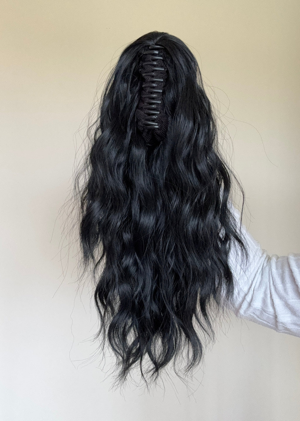 Cody - 14” (35) Wavy Clip-In Ponytail