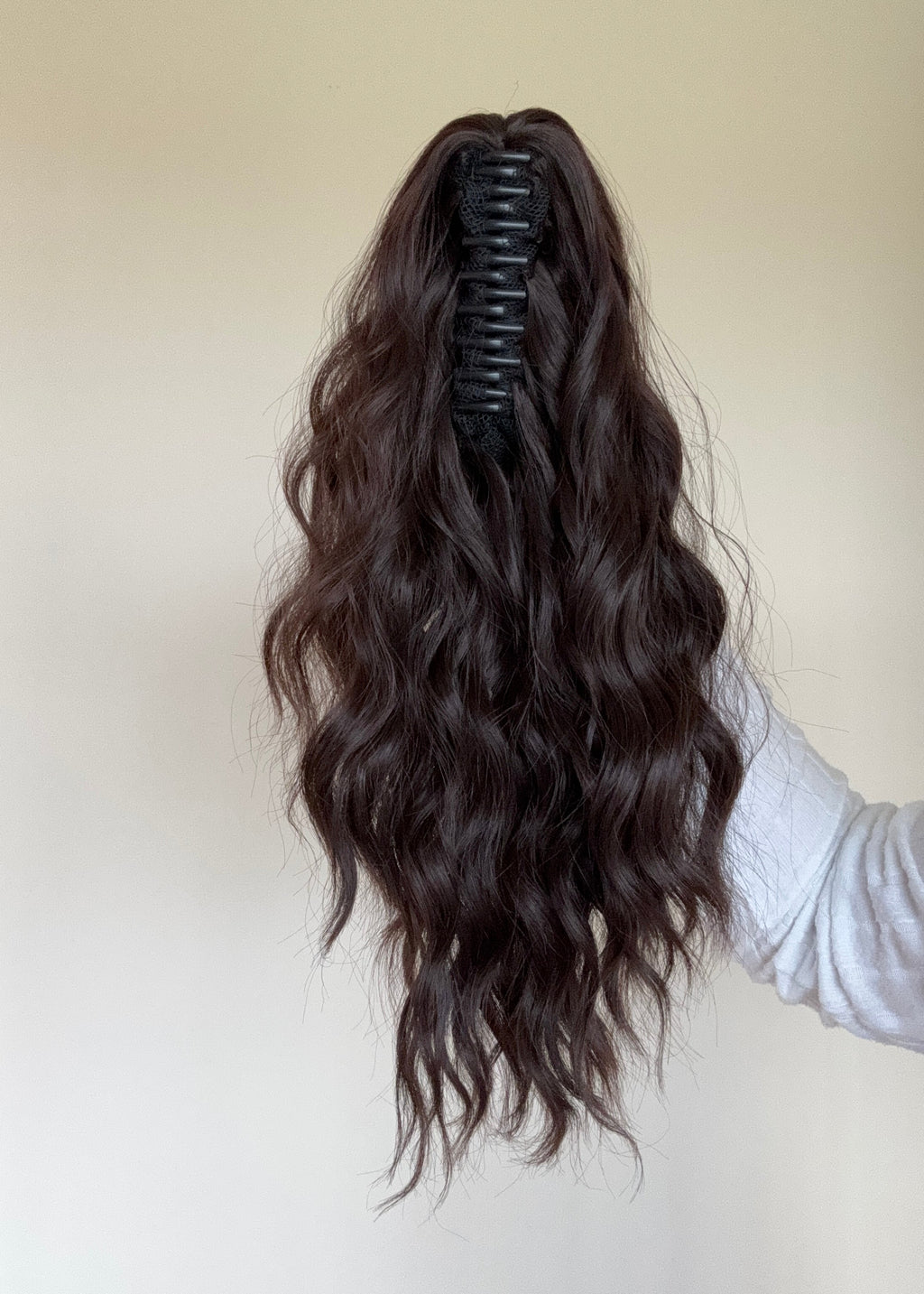 Cody - 14” (35) Wavy Clip-In Ponytail