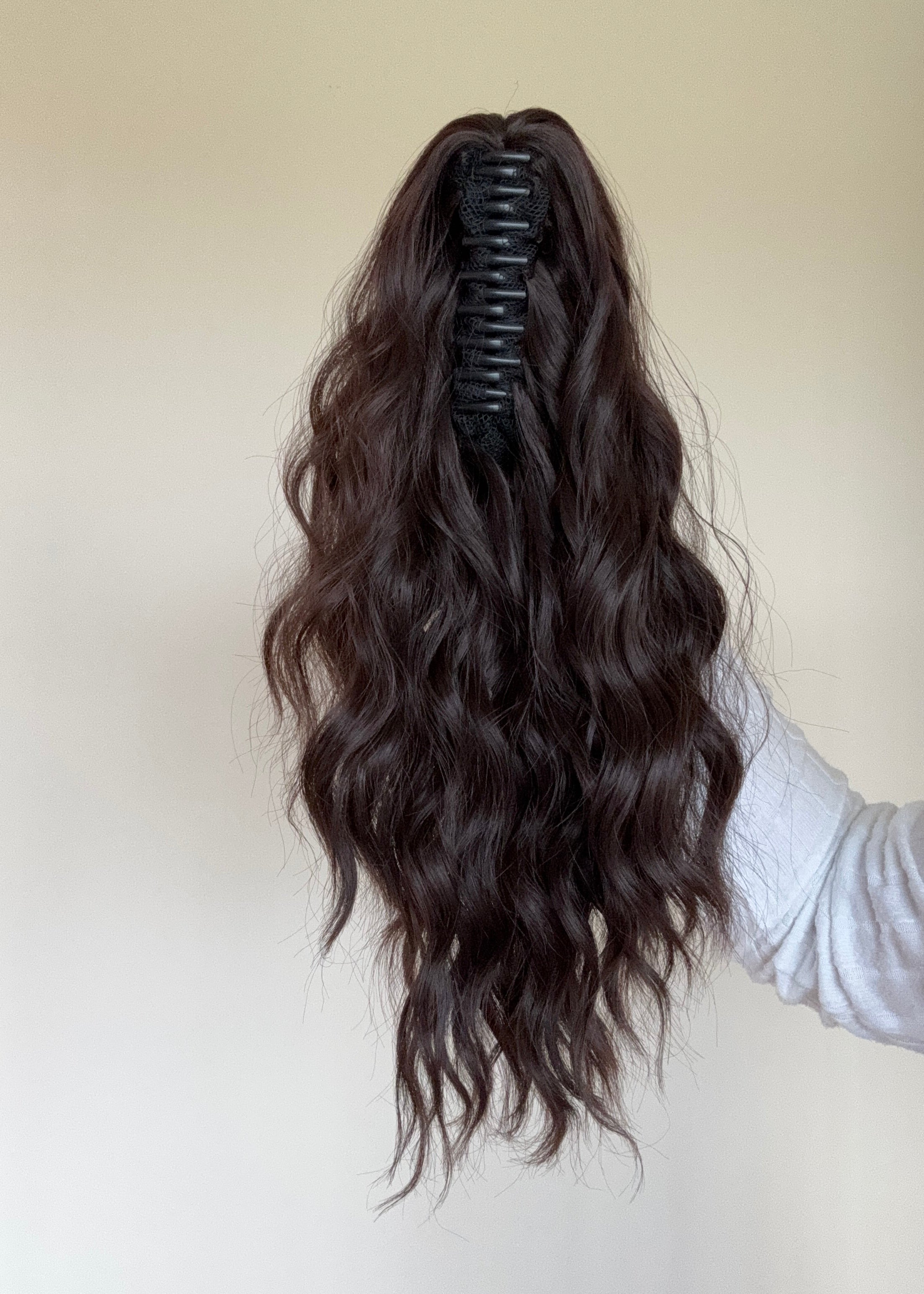 Cody - 14” (35) Wavy Clip-In Ponytail