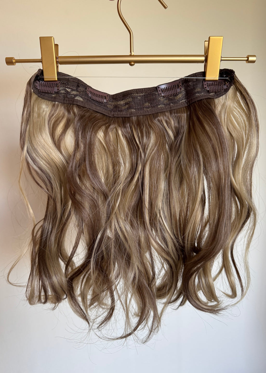 Helen - 14" (35cm) Wavy Halo Hair Extension