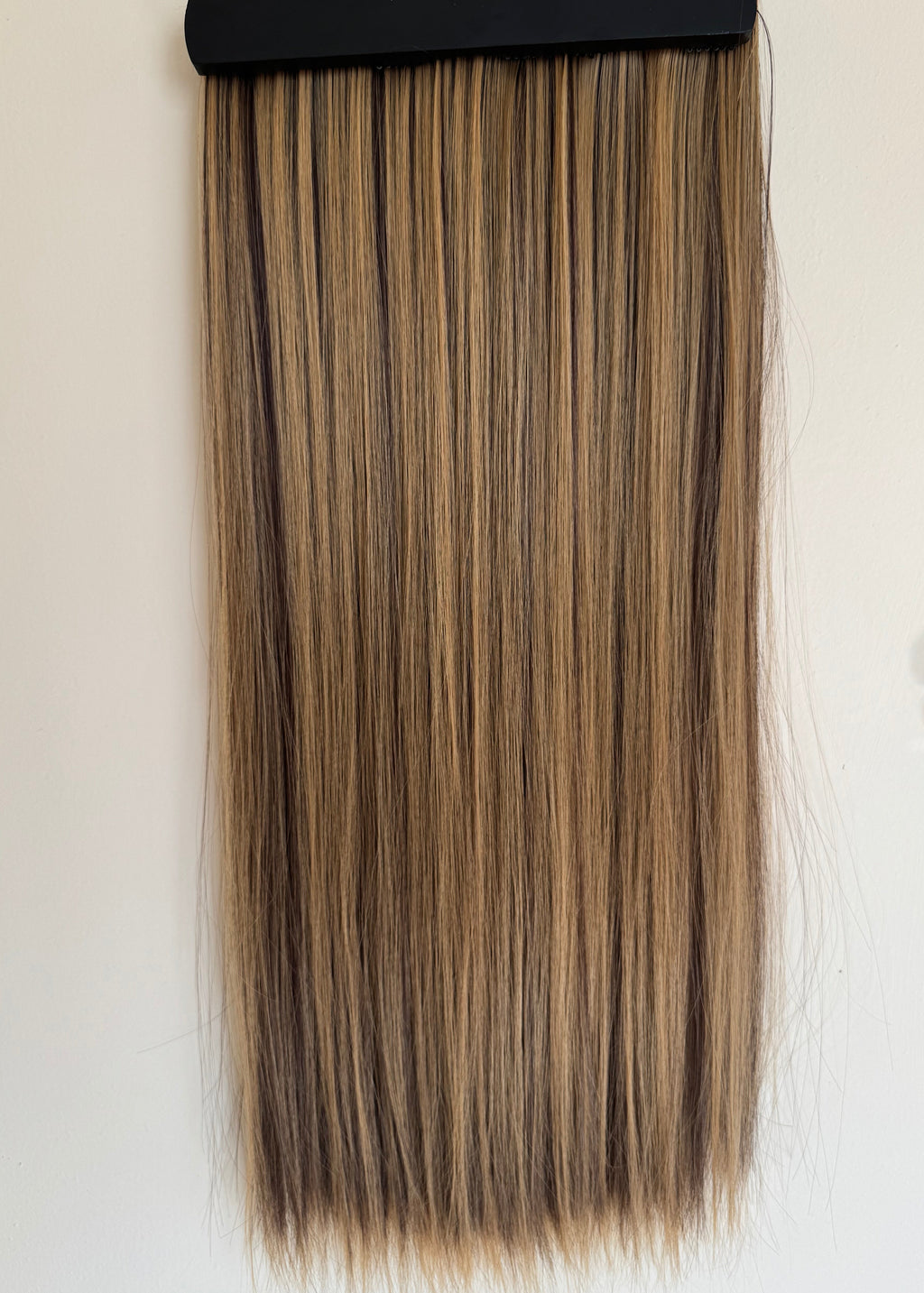 Monica - 24" (60cm) Straight Clip-In Extensions