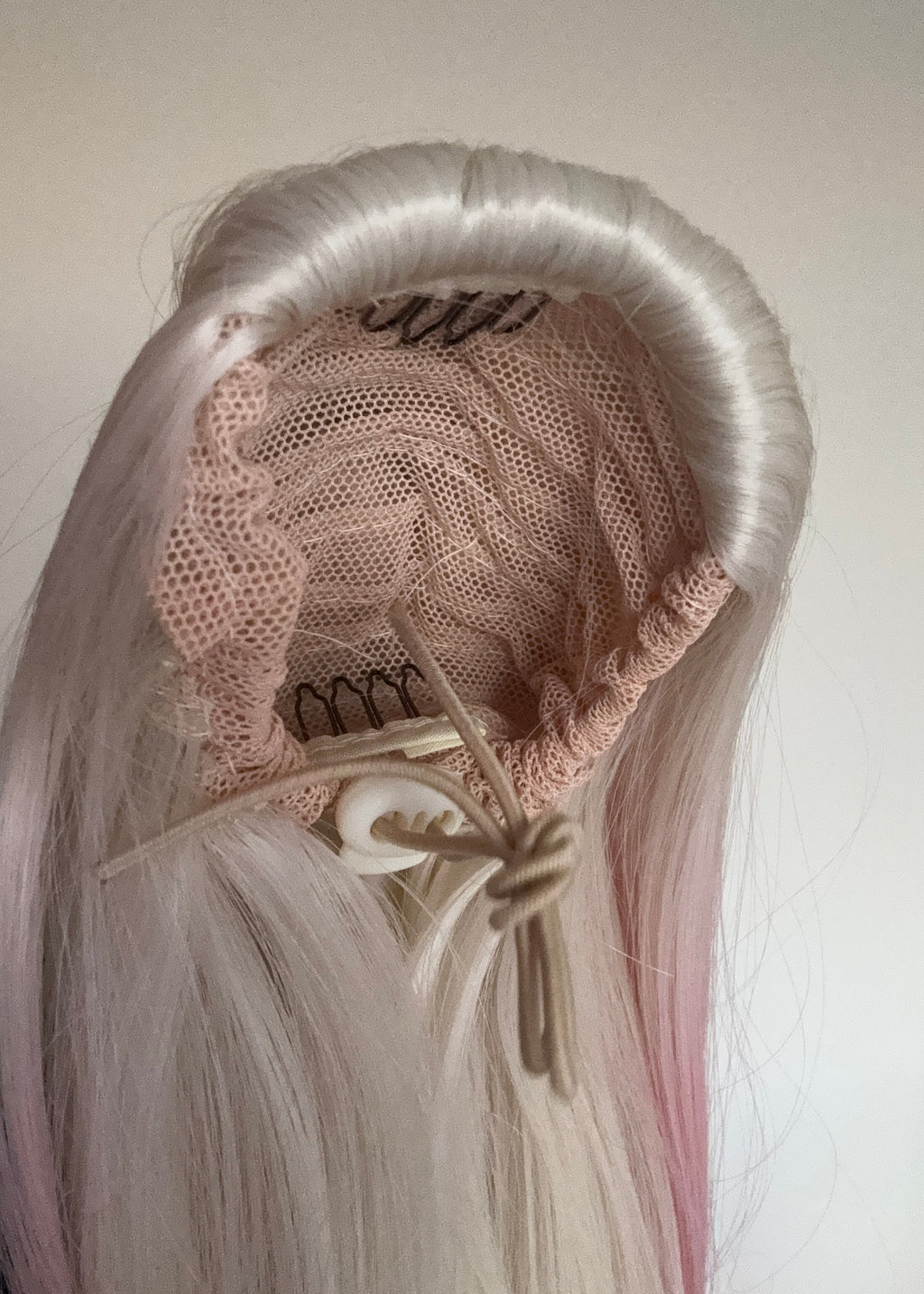 Lucy - 24” (60cm) Layered Drawstring Ponytail