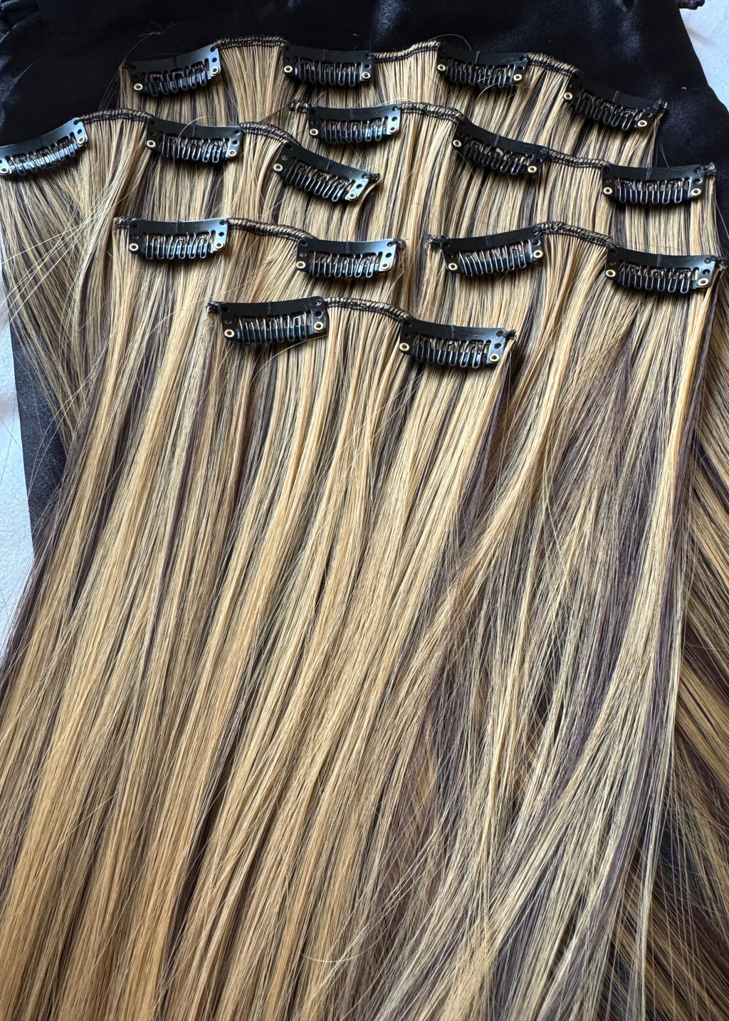 Monica - 24" (60cm) Straight Clip-In Extensions