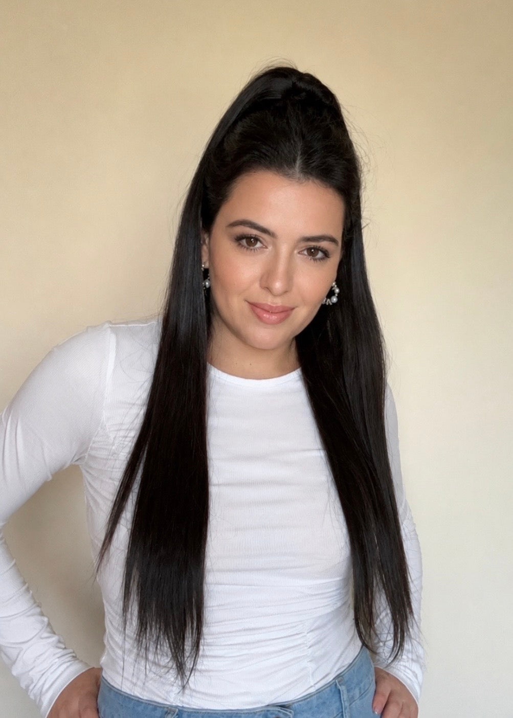 Maddie - 24” (60cm) Straight Clip-In Ponytail