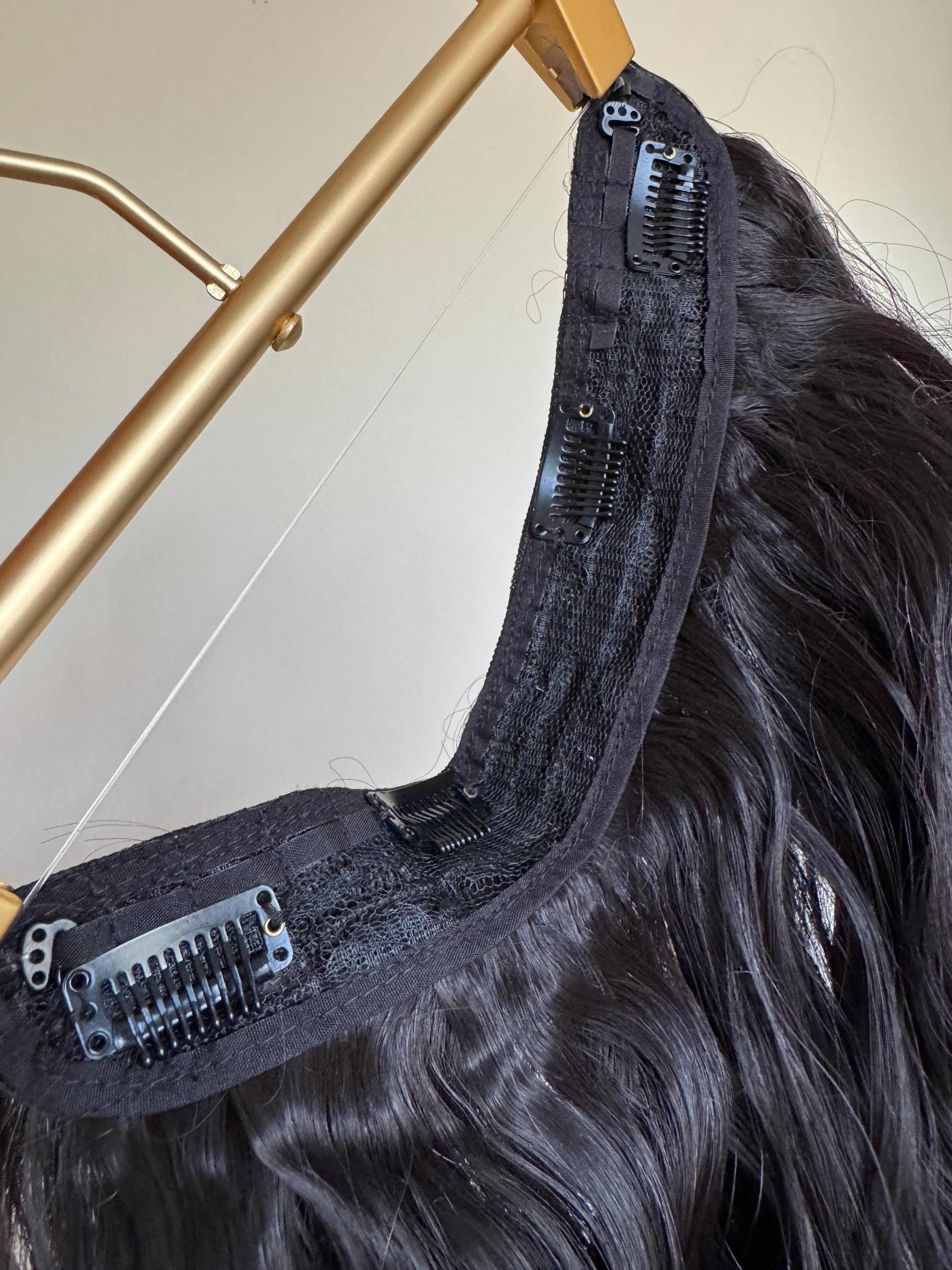 Sia - 14" (35cm) Wavy Halo Hair Extension
