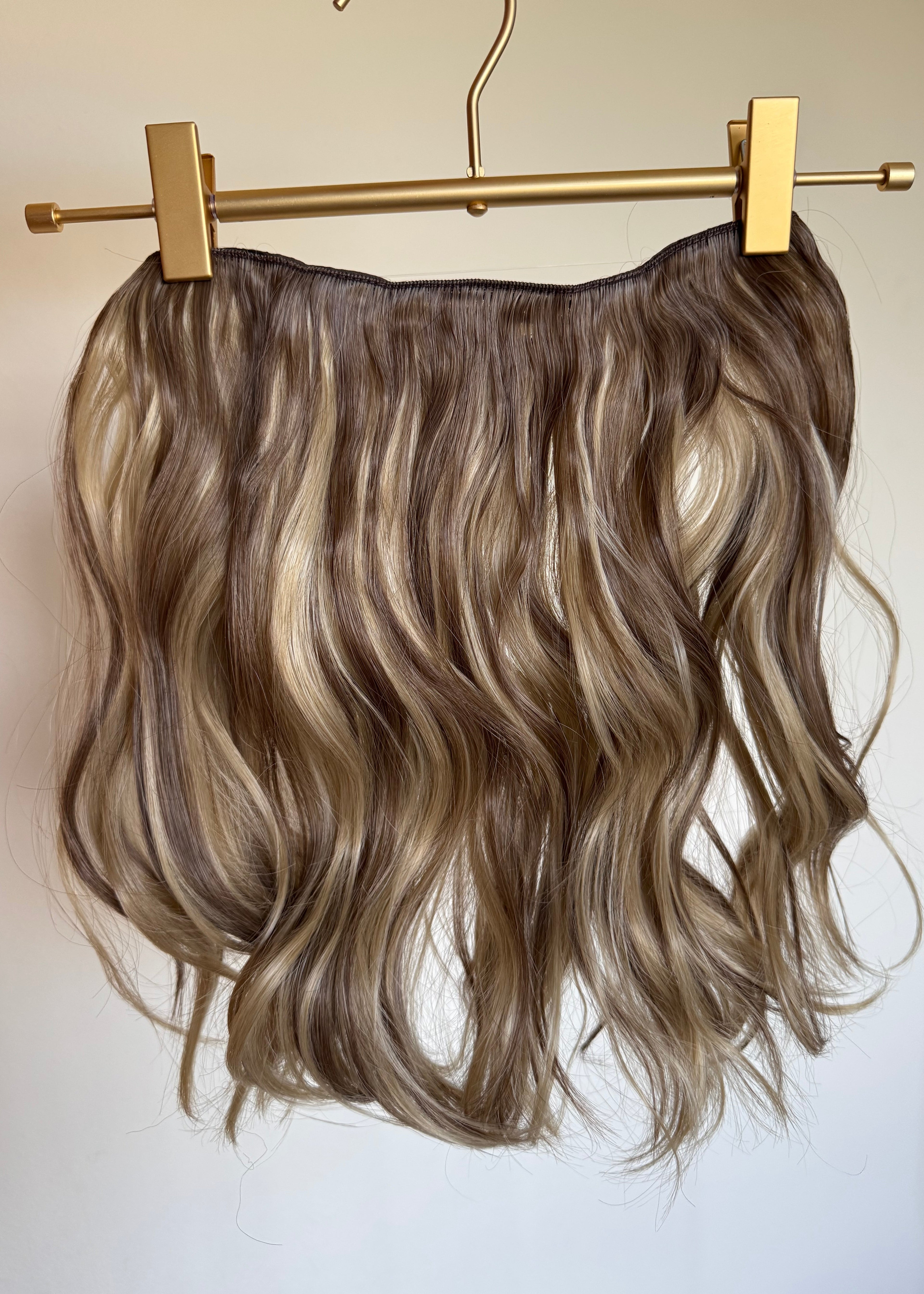 Helen - 14" (35cm) Wavy Halo Hair Extension