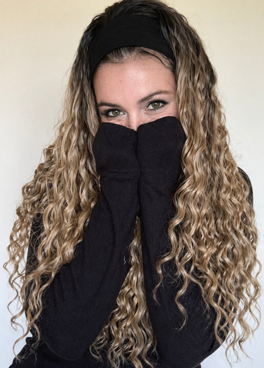 Sienna - 30" (75cm) Deep Wave Headband Wig