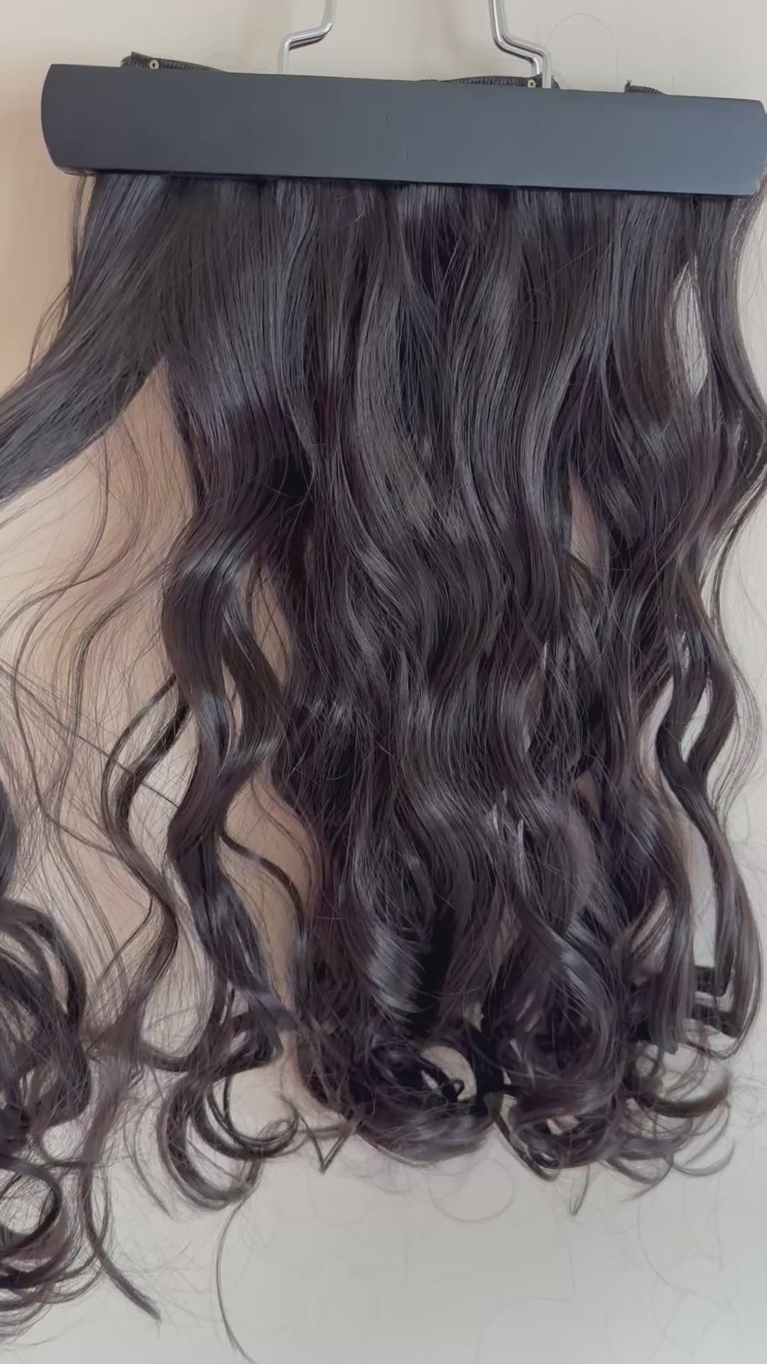 Felicity - 18" (45cm) Wavy Clip-in Hair Extensions