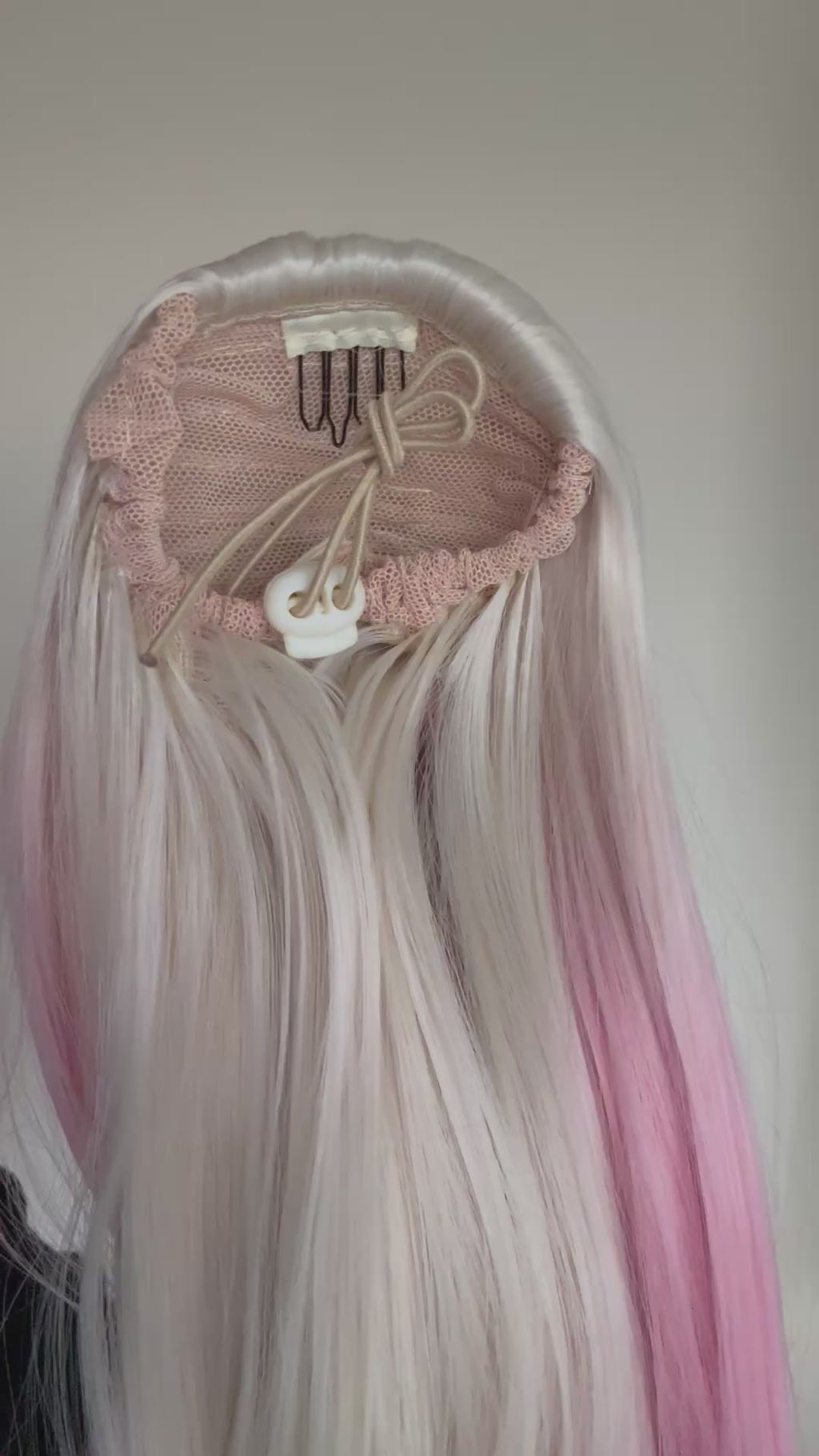 Lucy - 24” (60cm) Layered Drawstring Ponytail