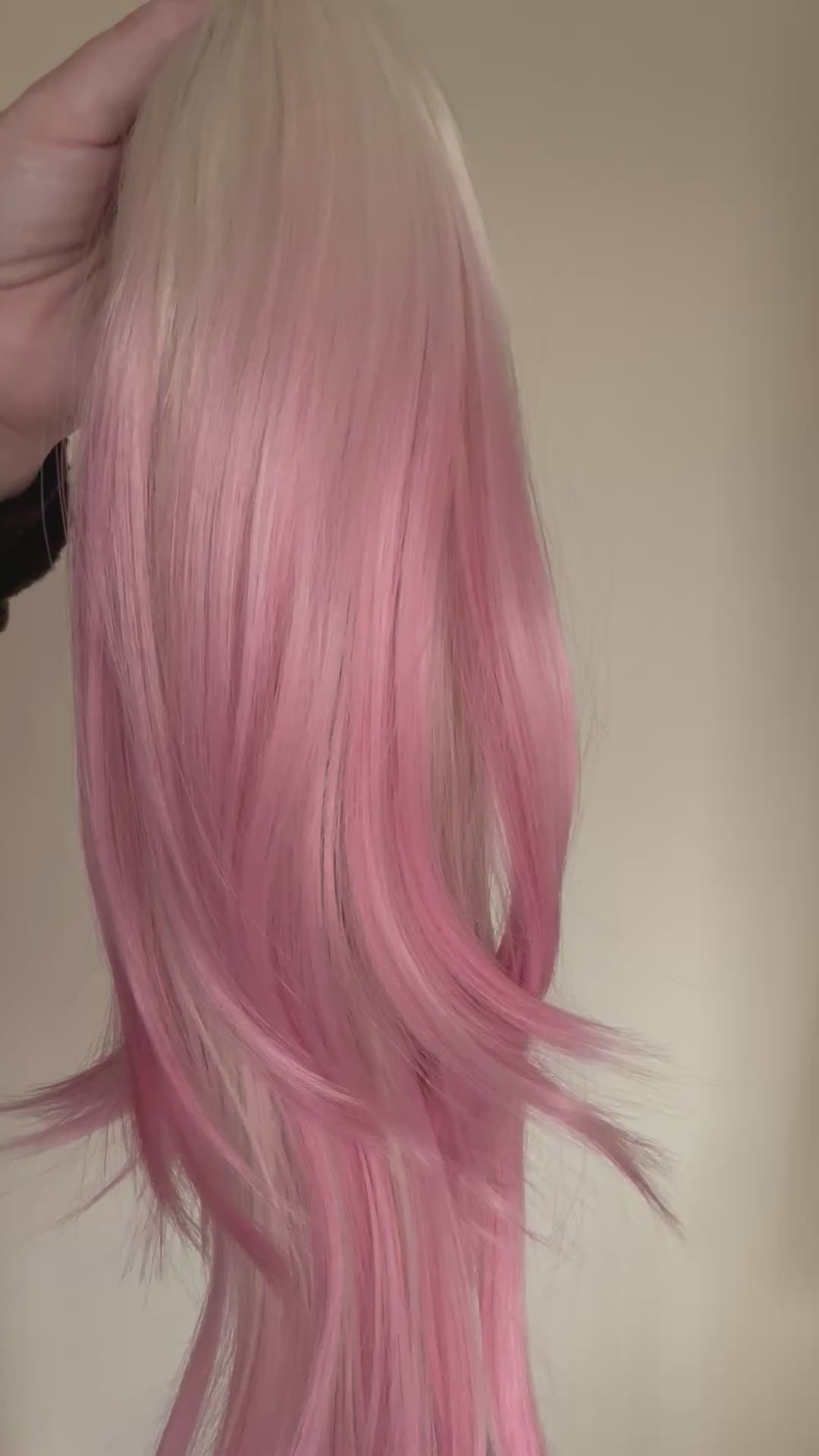 Lucy - 24” (60cm) Layered Drawstring Ponytail